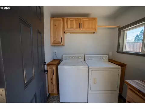 Other - 2897 Game Farm Rd, Springfield, OR 97477 photo 9 of 11
