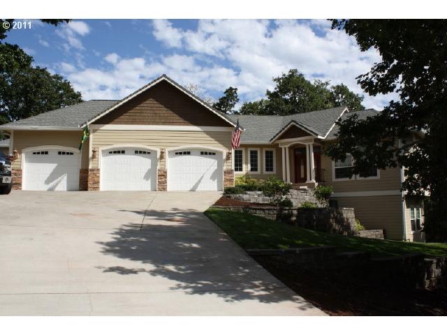 32683 Hidden Meadows Dr, Eugene, OR 97405 photo 1