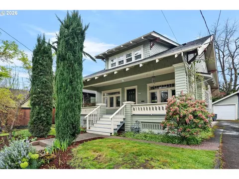 1923 SE 50th Ave, Portland, OR 97215