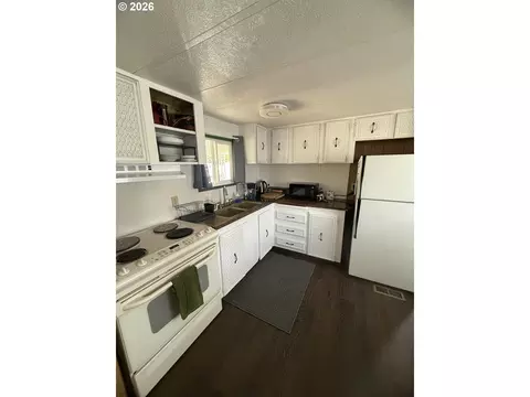 4531 Franklin Blvd #5, Eugene, OR 97403 photo 9