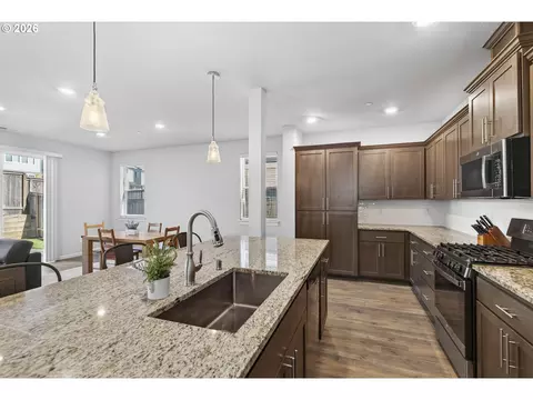 Kitchen - 6417 N 87th Ct, Camas, WA 98607 photo 3 of 5