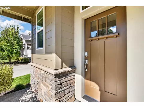Entry Way - 6417 N 87th Ct, Camas, WA 98607 photo 1 of 4