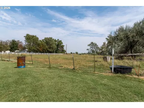 Other - 78639 Tyler Ln, Boardman, OR 97818 photo 1 of 5