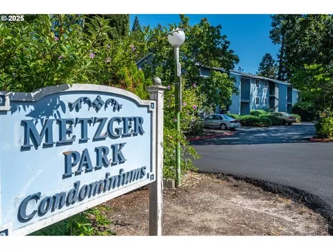 10010 SW Hall Blvd #14, Portland, OR 97223