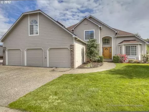 400 SE 15th St, Gresham, OR 97080 photo 1