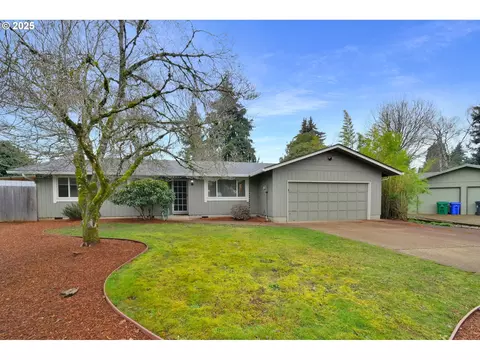 540 Mar Loop, Eugene, OR 97401