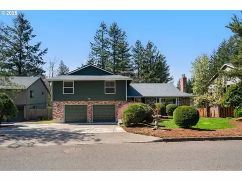 10147 SE 99th Dr, Happy Valley, OR 97086