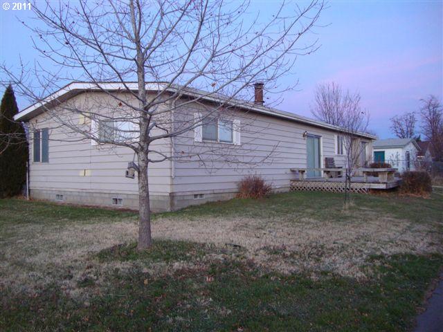 313 High St, Athena, OR 97813 photo 1