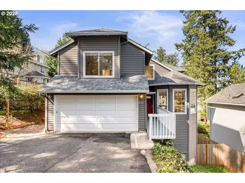 9517 SW 53rd Ave, Portland, OR 97219