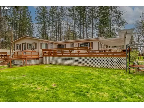 12 N Frontage Rd, Wamic, OR 97063