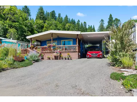 66642 E Bay Rd #38, North Bend, OR 97459