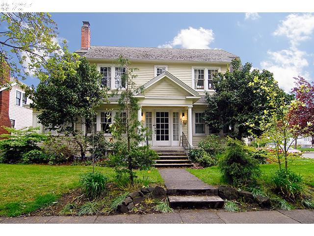 690 W Broadway, Eugene, OR 97402 photo 1