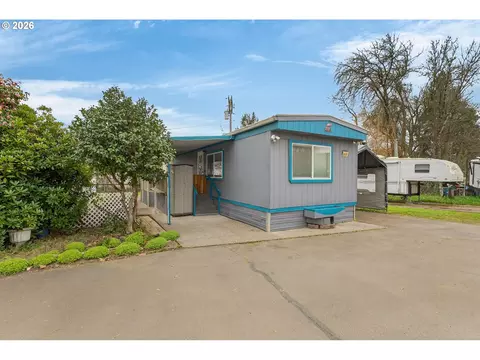 117 Northpark Ln, Roseburg, OR 97470