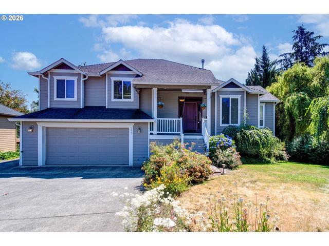 1641 E Heitman Ave, La Center, WA 98629