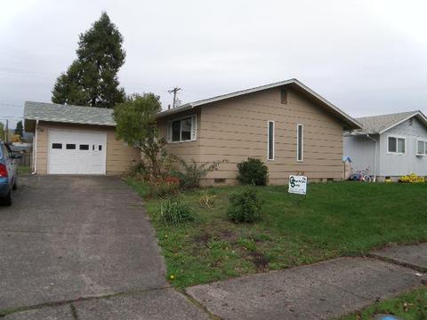 1924 Centennial Blvd, Springfield, OR 97477 photo 1