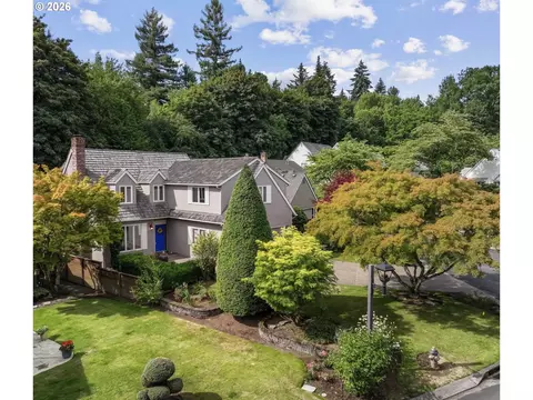 16419 Lexington Ct, Lake Oswego, OR 97034