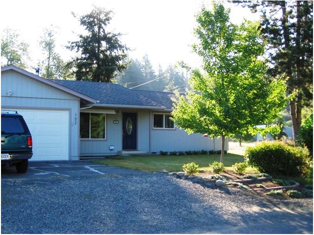 127 Roundtree Way, Gates, OR 97346 photo 1