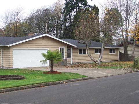 1452 Menlo Loop, Springfield, OR 97477 photo 1