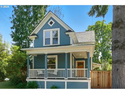 3280 SE Madison St, Portland, OR 97214
