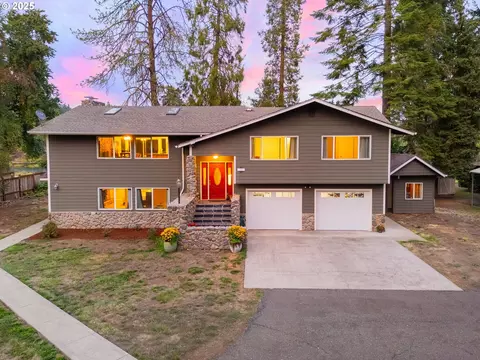 3314 Fisher Rd, Roseburg, OR 97471