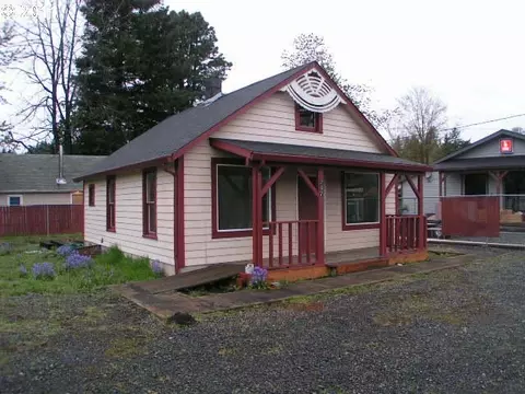 267 SW Cedar St, Estacada, OR 97023 photo 1