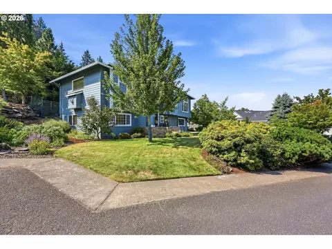 Exterior - 3387 Bentley Ave, Eugene, OR 97405 photo 3 of 14