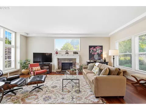 Living - 3387 Bentley Ave, Eugene, OR 97405 photo 2 of 3