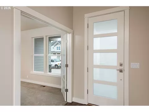 4277 Horace St, Springfield, OR 97478 photo 11