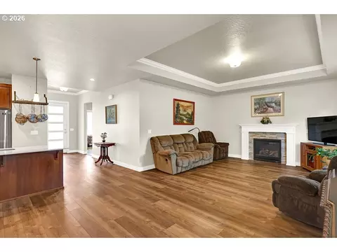 4277 Horace St, Springfield, OR 97478 photo 21