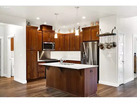 4277 Horace St, Springfield, OR 97478 photo 16
