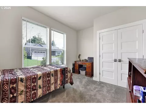 4277 Horace St, Springfield, OR 97478 photo 6
