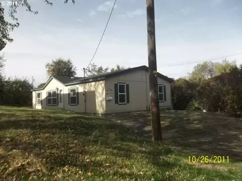 709 SW 14th St, Pendleton, OR 97801 photo 1