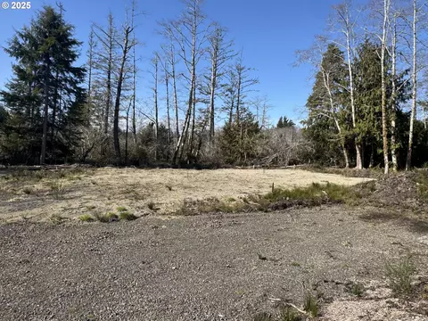 33775 Edler Ln, Gearhart, OR 97138