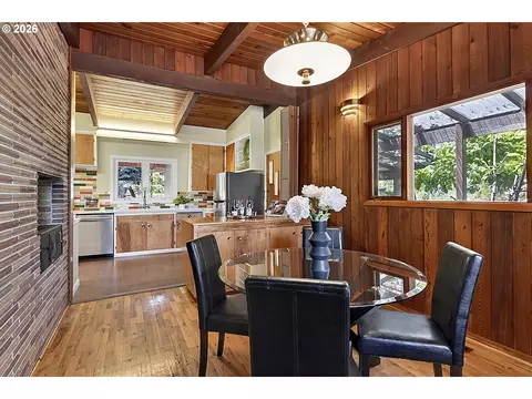 Dining - 65 W 35th Pl, Eugene, OR 97405 photo 1 of 3
