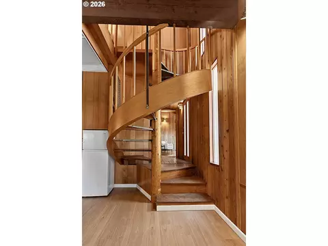 Entry Way - 65 W 35th Pl, Eugene, OR 97405 photo 1 of 1