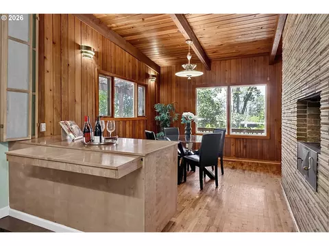 Dining - 65 W 35th Pl, Eugene, OR 97405 photo 3 of 3