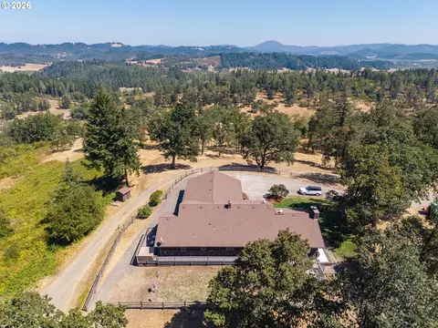 View/Area - 86616 Pine Grove Rd, Eugene, OR 97402 photo 1 of 6