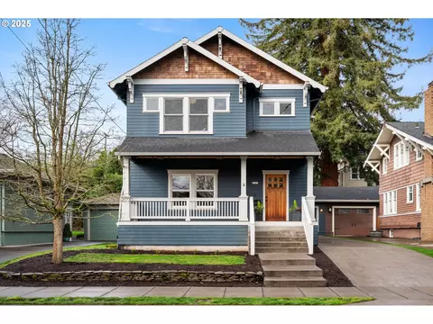 6131 SE 18th Ave, Portland, OR 97202