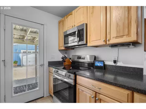 Kitchen - 946 E 4th Ave, Riddle, OR 97469 photo 3 of 3