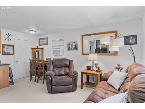Other - 946 E 4th Ave, Riddle, OR 97469 photo 5 of 8