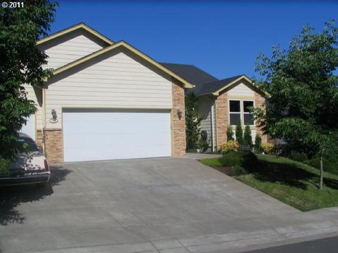 756 S 48th St, Springfield, OR 97478 photo 1