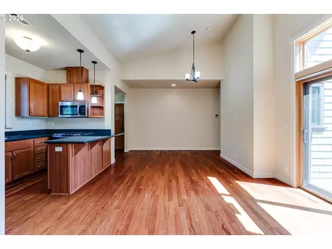 Living - 1485 Perdue Loop, Eugene, OR 97401 photo 1 of 5