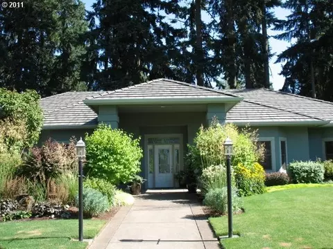 18 Larksmead Ln, Eugene, OR 97404 photo 1
