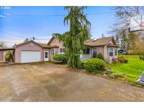 7896 NE 72nd Ave, Salem, OR 97305