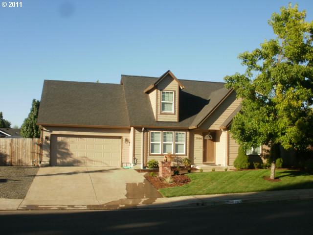 3884 Pinyon St, Springfield, OR 97478 photo 1