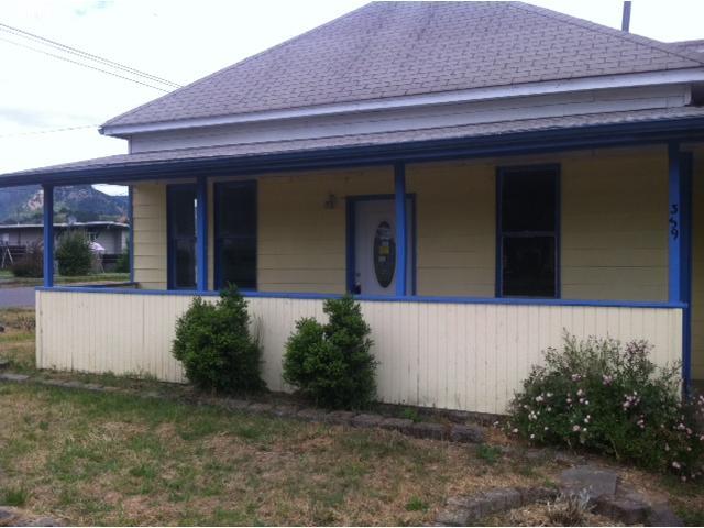 339 Maple St, Riddle, OR 97469 photo 1