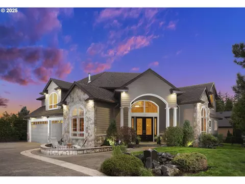 11747 SE Banbury Cir, Happy Valley, OR 97086