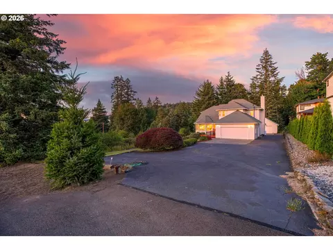 Exterior - 3800 SW Rodlun Rd, Gresham, OR 97080 photo 2 of 7