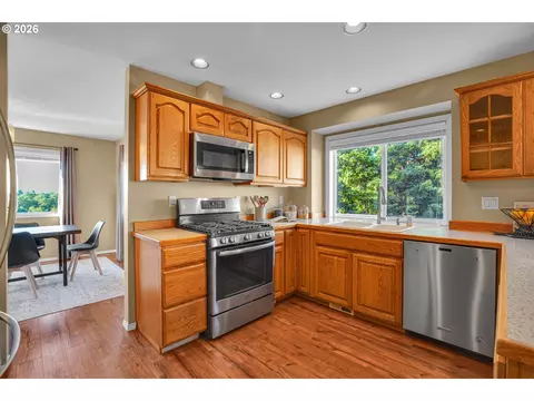 Kitchen - 3800 SW Rodlun Rd, Gresham, OR 97080 photo 2 of 3