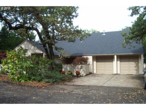 701 W 40th Ave, Eugene, OR 97405 photo 1